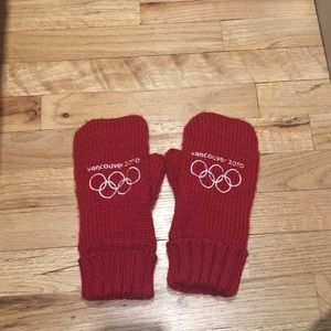 Olypmics 2010 Vancouver Canada Mittens